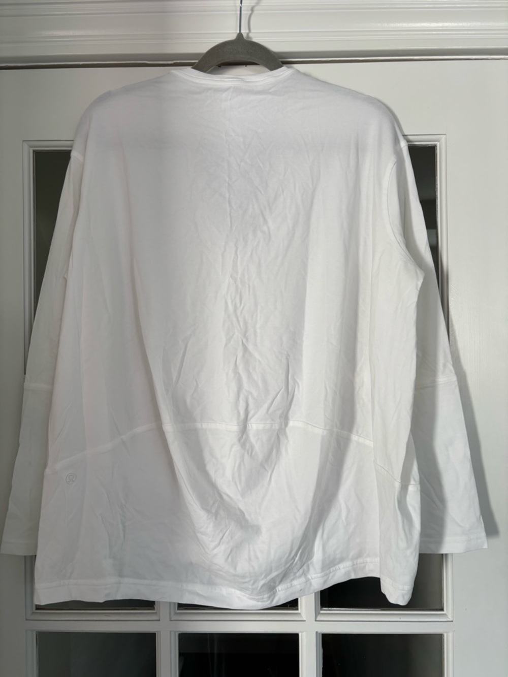 lululemon athletica back in action v-neck long sleeve - Picture 2 of 2